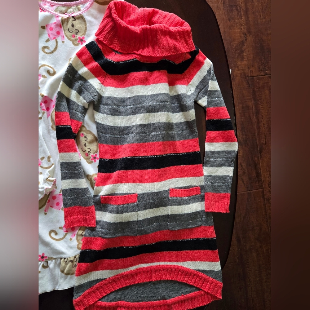 Set of 2 pieces, long sleeves dress size 10/12, NWOT. New Carter's gown size 10